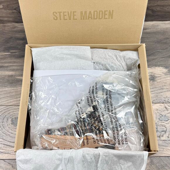 NIB Steve Madden 8M Rainier Lace Up Lug Sole Ankle Boots Rust Multi Studded - Picture 11 of 12
